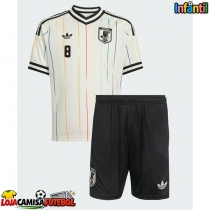 Camisa de Futebol Japão Takumi Minamino #8 Equipamento Secundário Infantil Mundo 2026 Manga Curta (+ Calças curtas)